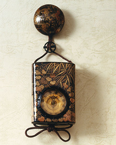 Turtle-shell "Inro" pocket watch